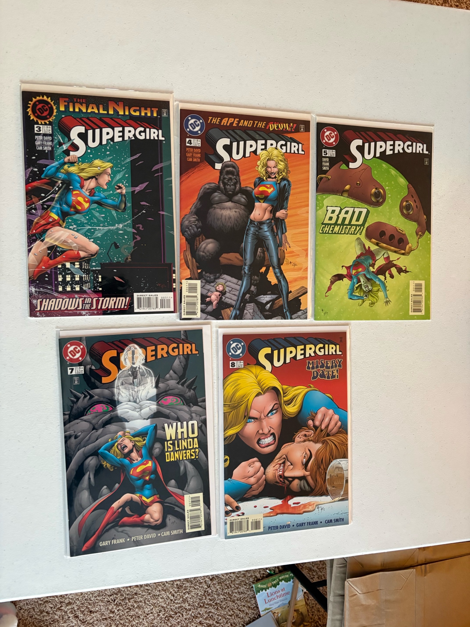 lot 320A image: Super Girl Comic Book Lot, 5 Comics From DC Publishing