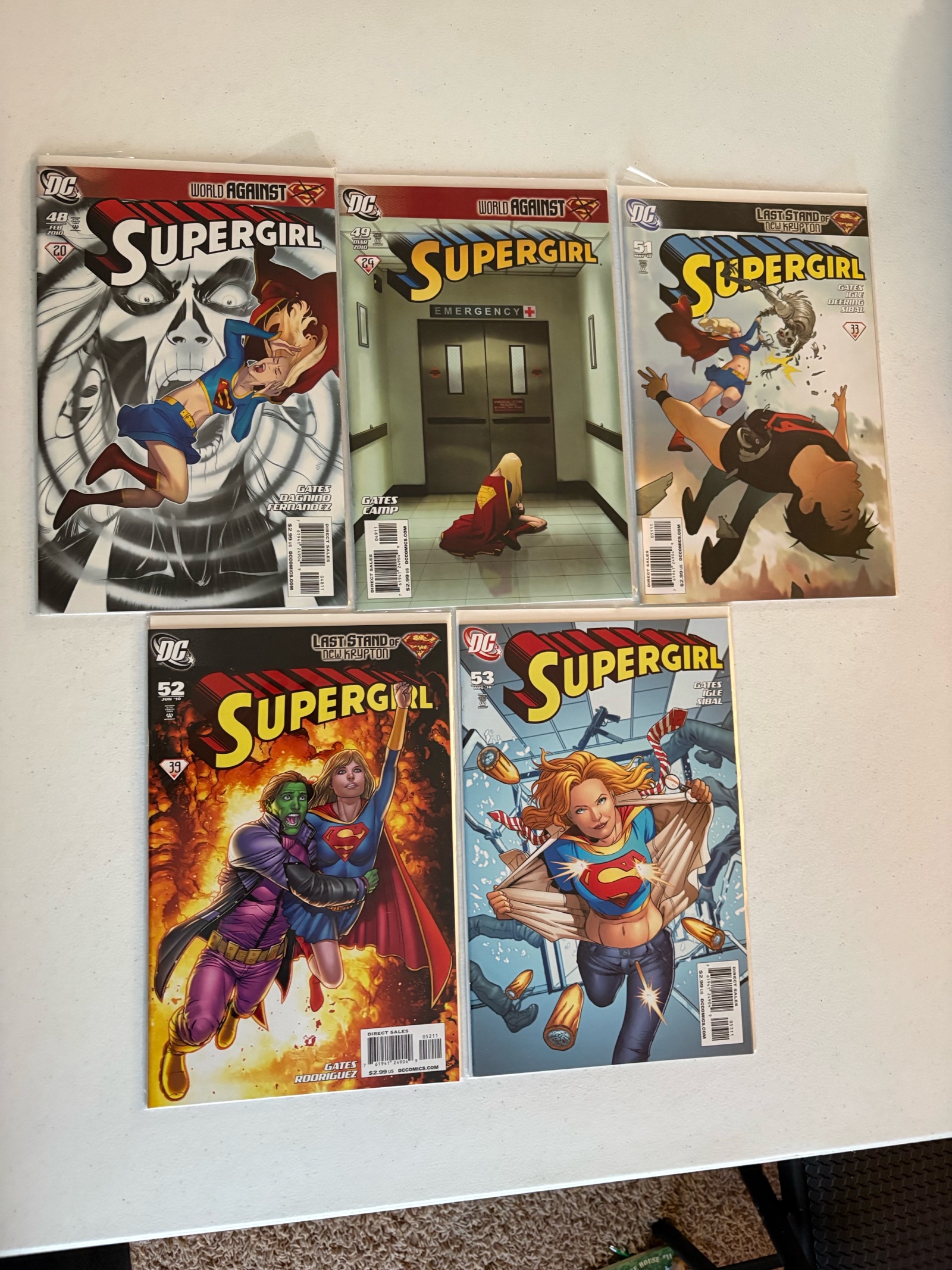 lot 328 image: Super Girl Comic Book Lot, 5 Comics From DC Publishing
