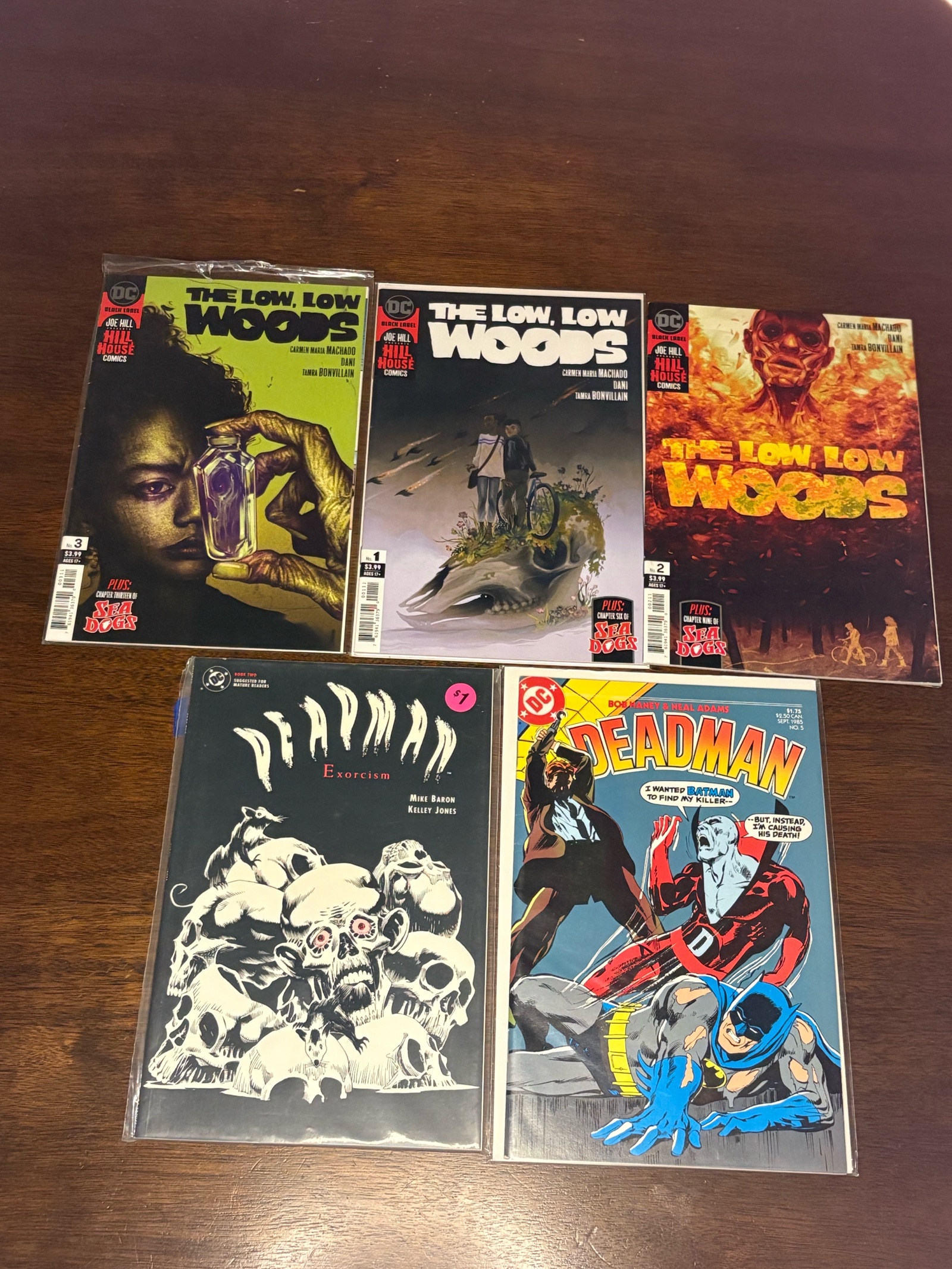 lot 347A image: DC Comic Book Lot, Mix of Heroes, 5 Comic Books