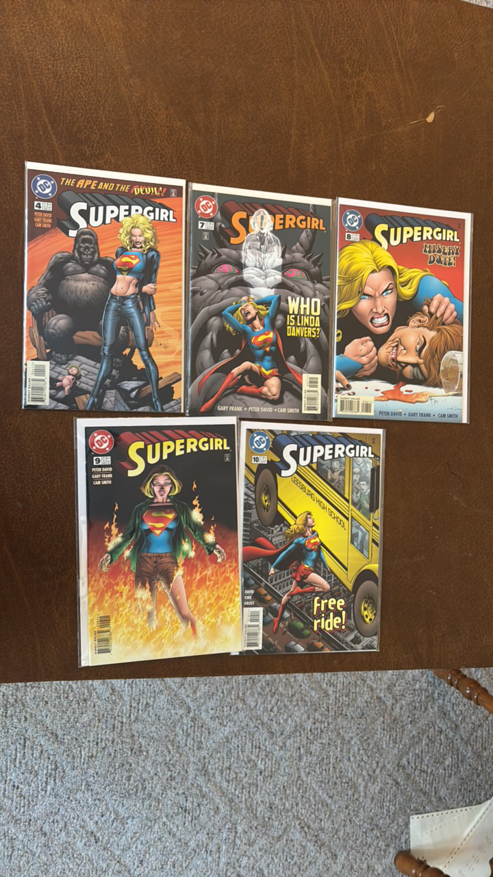 lot 415A image: Supergirl DC Comic Book Lot, Issues 4,7,8,9,10