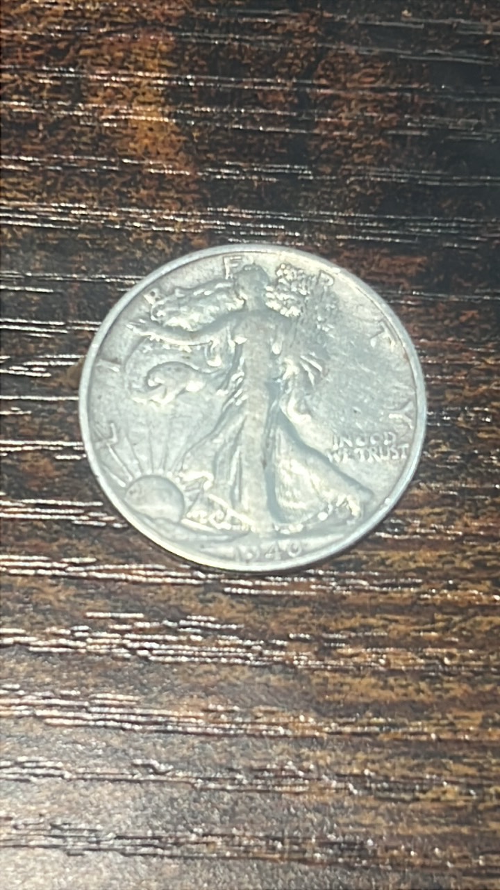 lot 10-1 image: 1940 s walking liberty half dollar