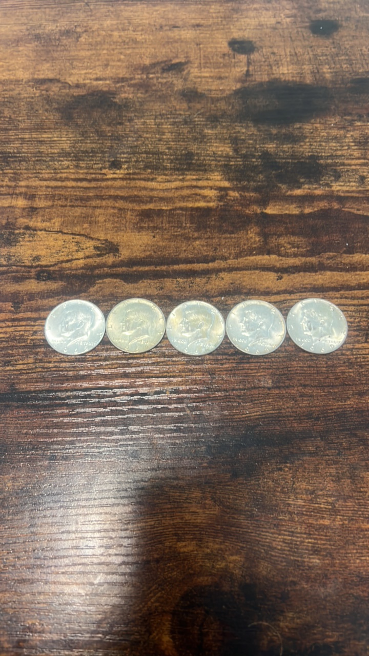 lot 117 image: 40% silver Kennedy half dollar lot of 5 1965-1969