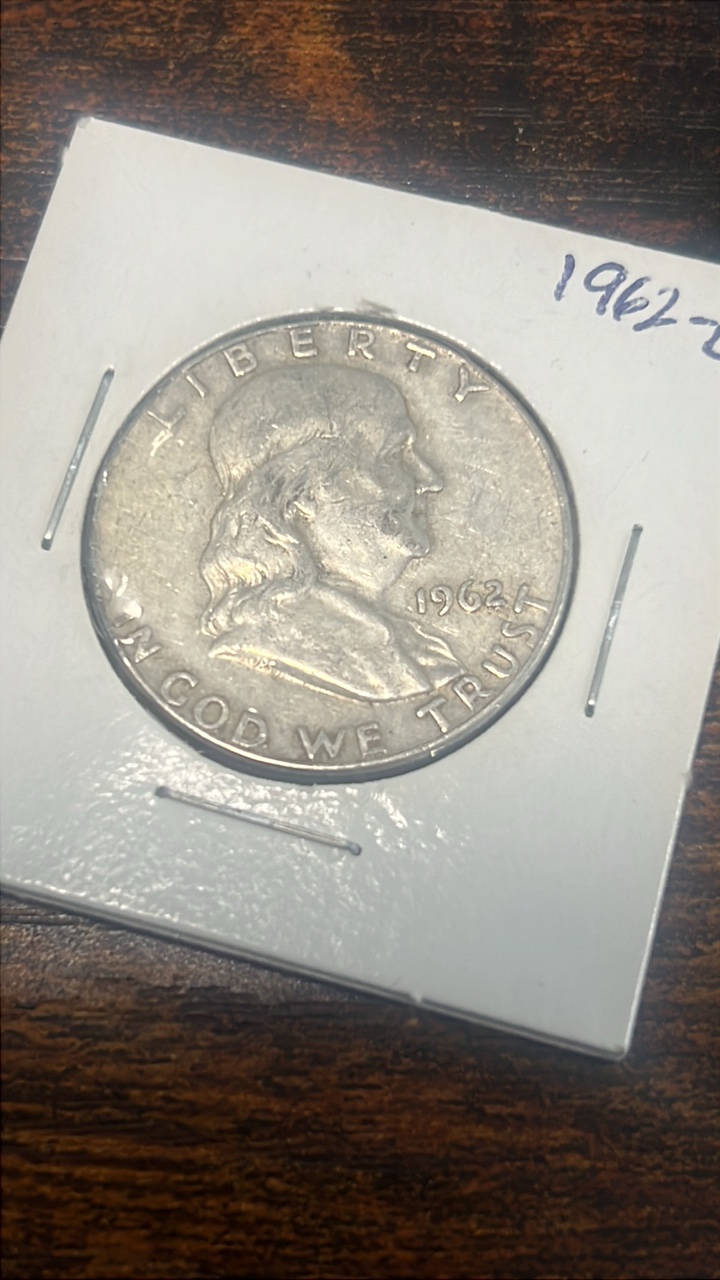 lot 35 image: 1962 d Benjamin Franklin half dollar