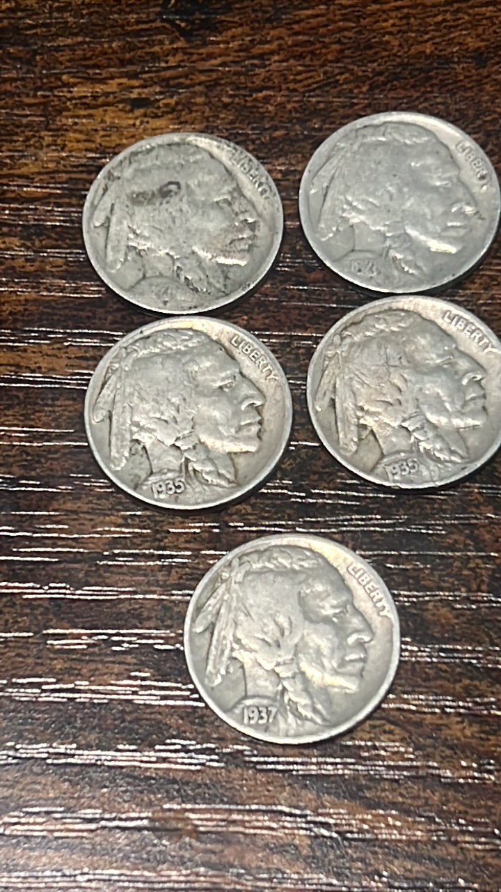 lot 75 image: Buffalo nickels lot of 5 1927-1937