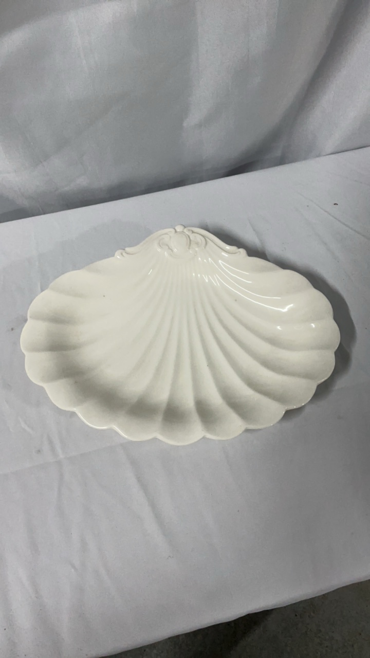 Spode England Imperial White Shell-Shaped Serving Dish