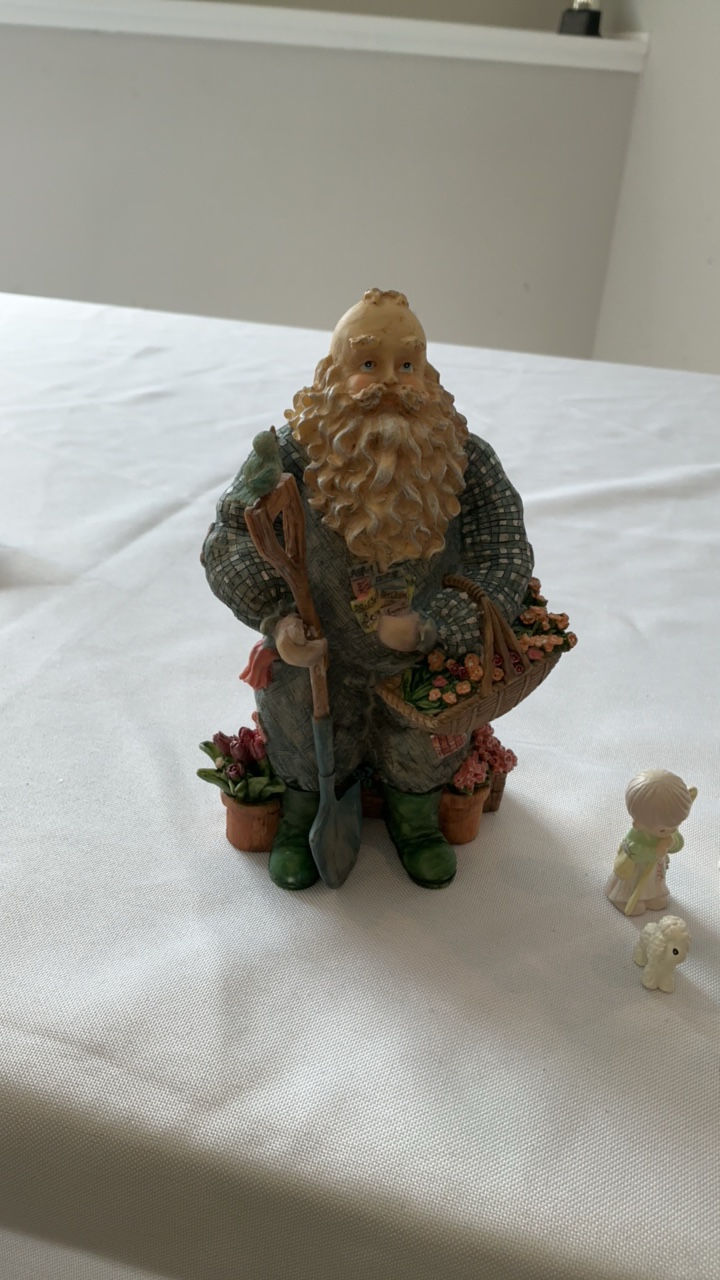Precious Moments Miniature Nativity Set & 1997 Gardener Santa Figurine