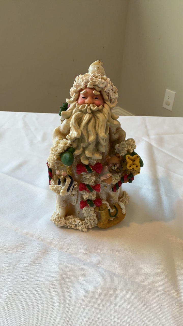 Department 56 Old World Heritage Santa Figurine - Large Resin