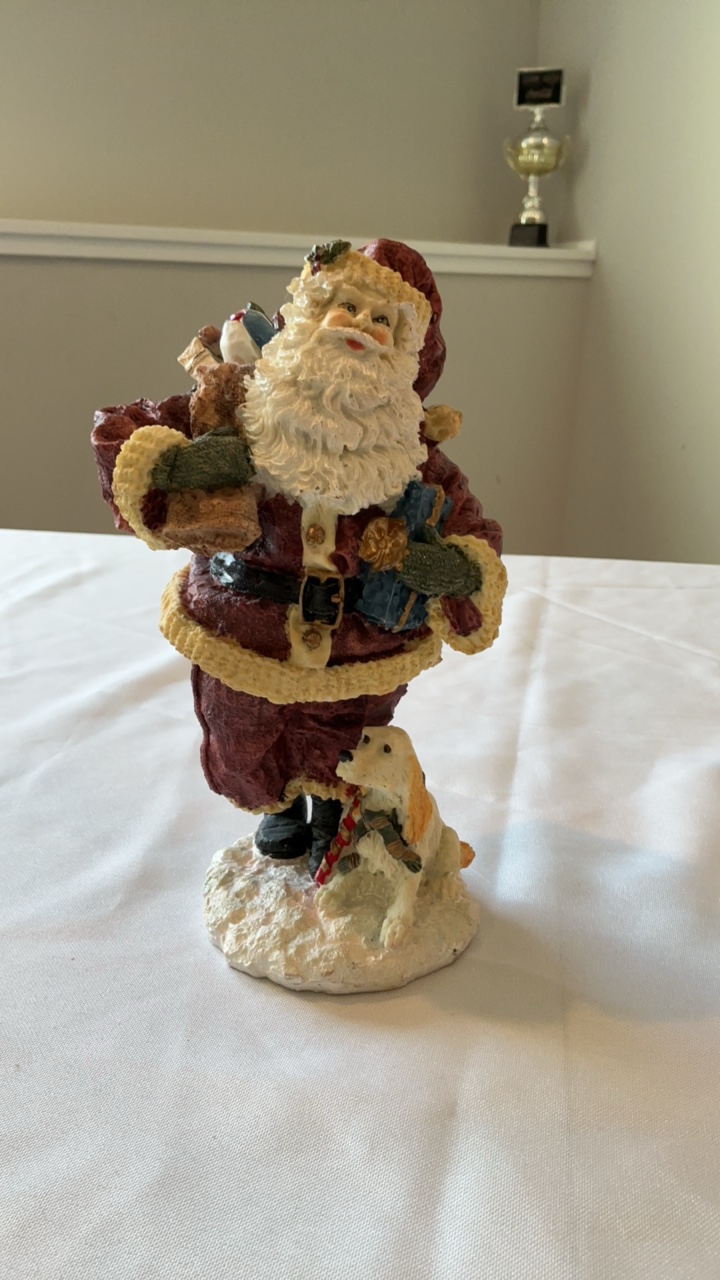 Detailed Resin Santa with Golden Retriever Figurine - Textured Old World Style