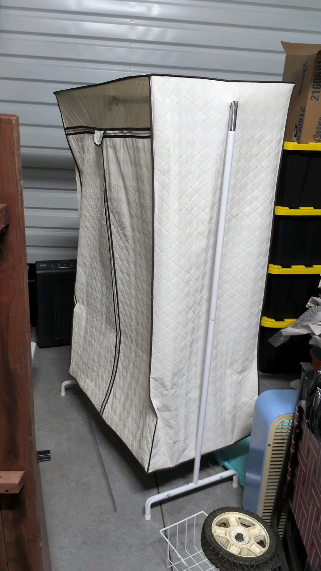 Portable Standing Wardrobe & Garment Rack - Quilted Fabric Cover with Zippered Closure
