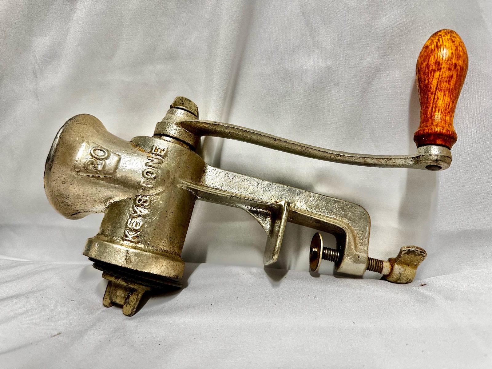 Vintage Keystone No. 20 cast iron manual meat grinder