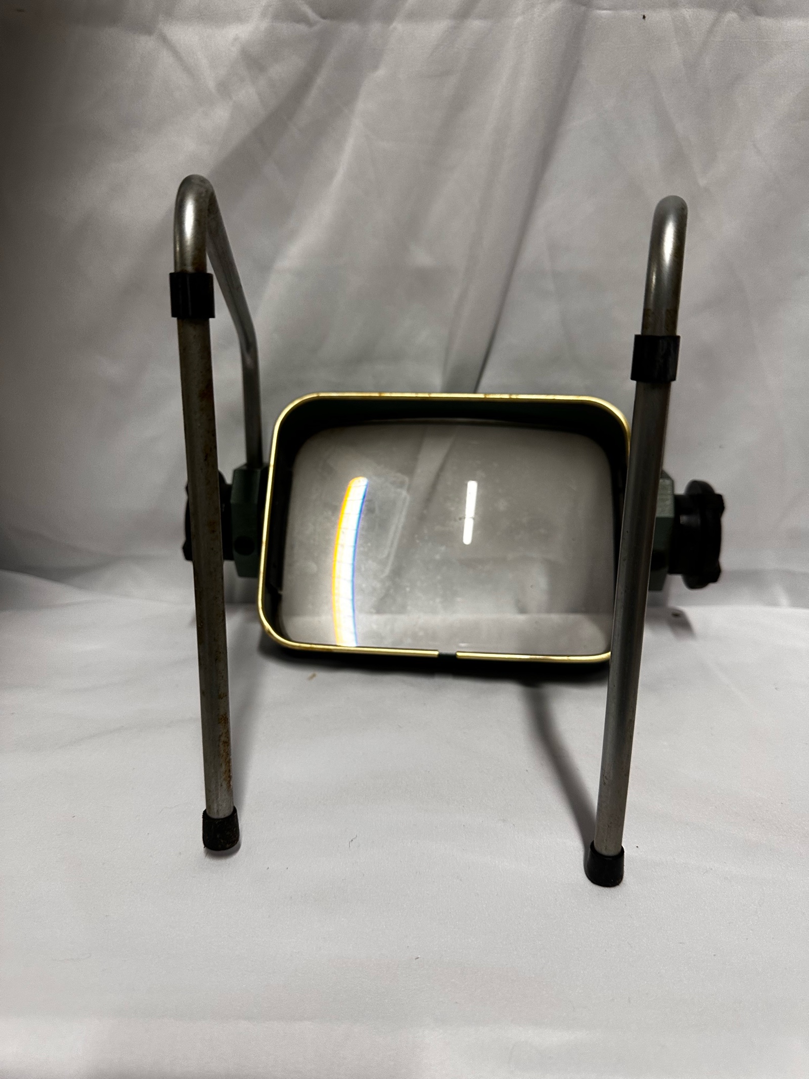 Rectangular convex mirror head