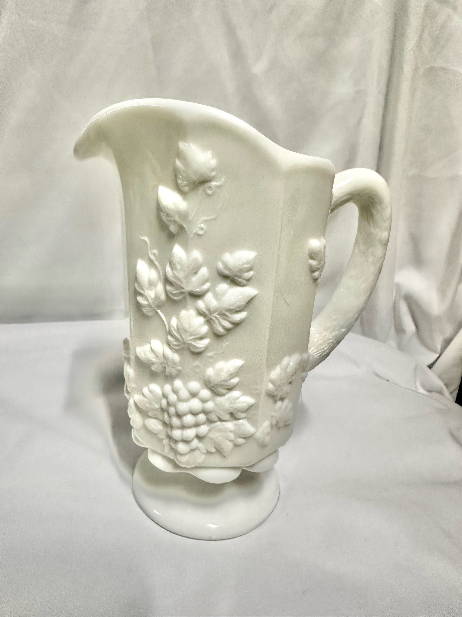 Vintage Westmore white milk glass