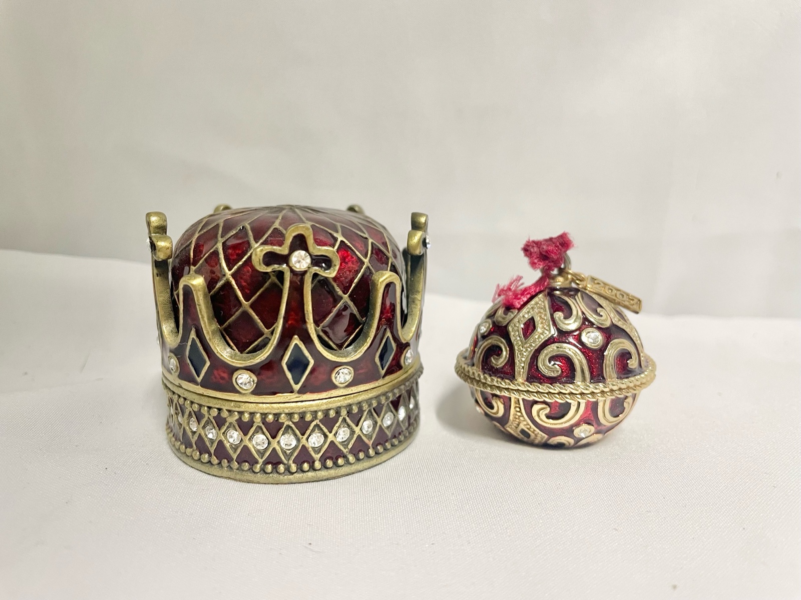 Edgar Berebi Camelot Crown limited edition trinket boxes