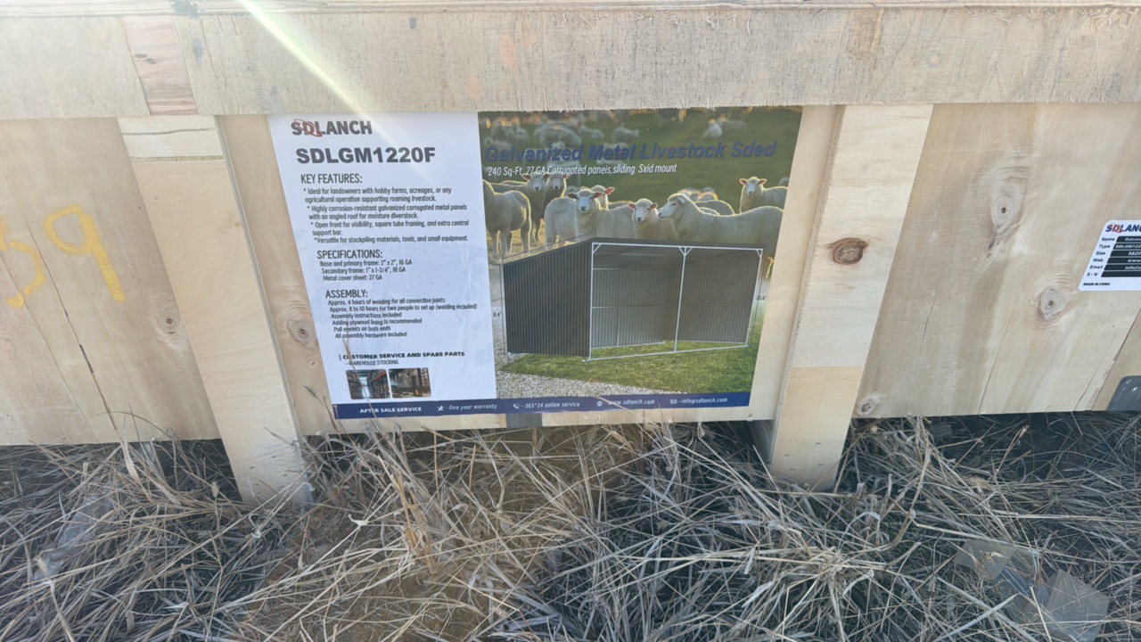 lot 739 image: Galvanized Metal Livestock ShedSDLANCH2025UnusedSDLGM1220F