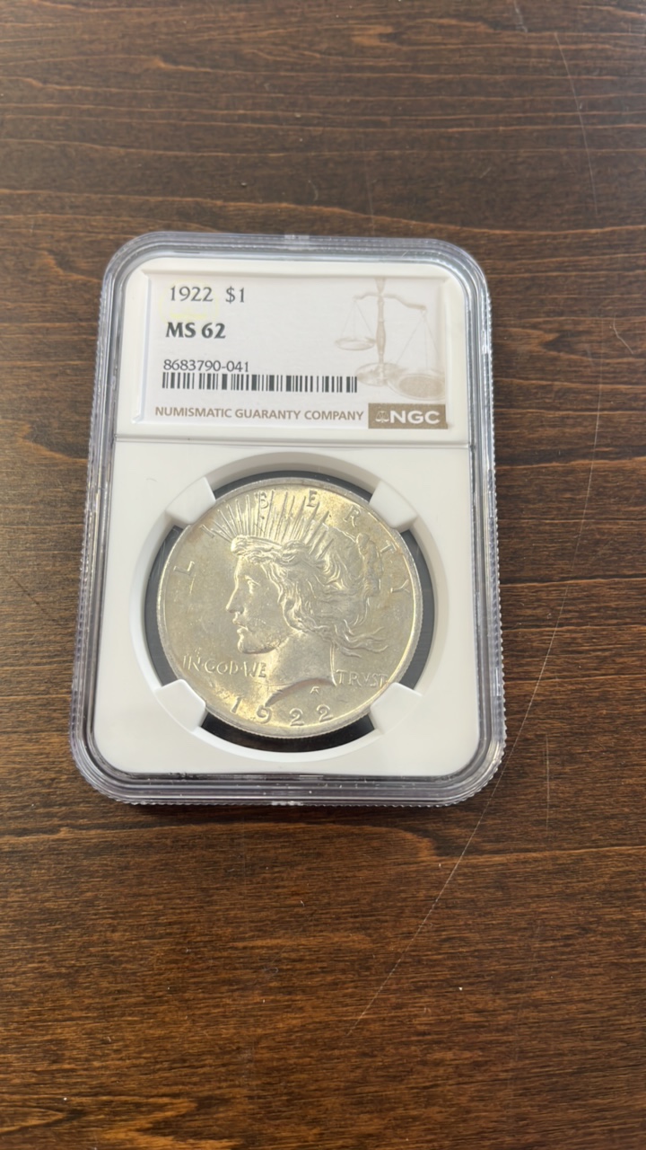 lot 6 image: 1922 MS62 Peace dollar coin graded by NGC