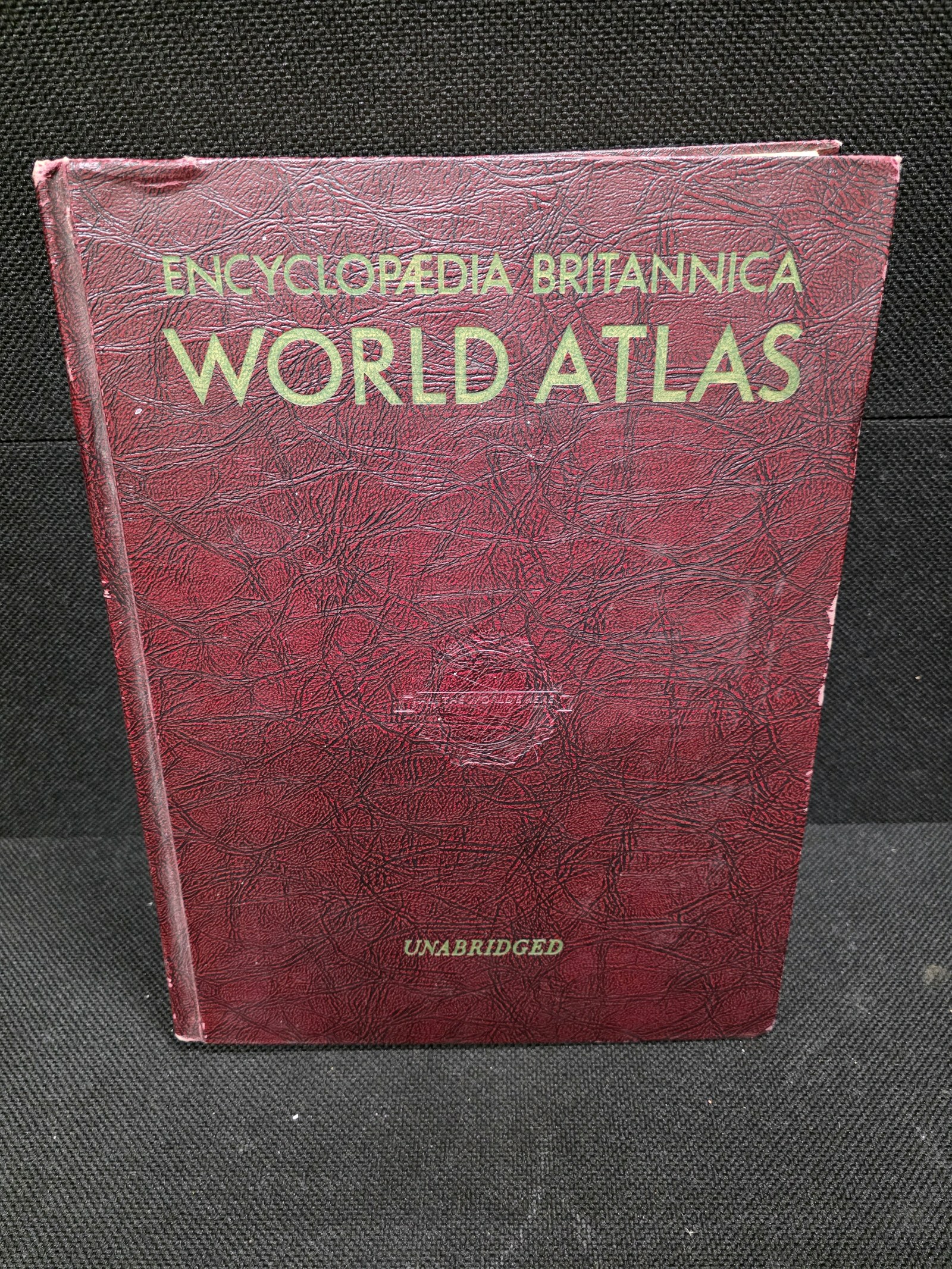 lot 114 image: 1957 Edition of the Encyclopedia Britannica