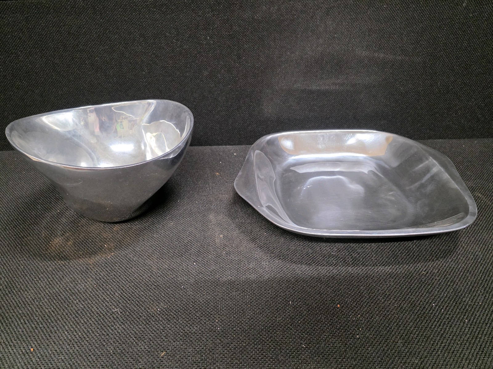 lot 131 image: Namb Alloy FANCY Decorative Serving Bowls