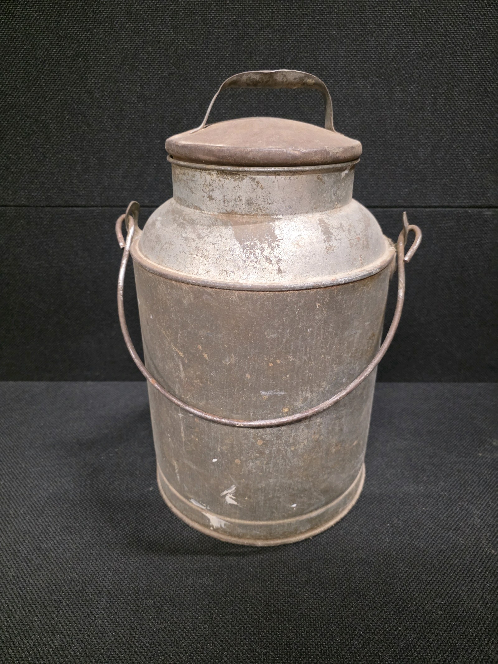 lot 160 image: Vintage Metal Milk Can with Lid
