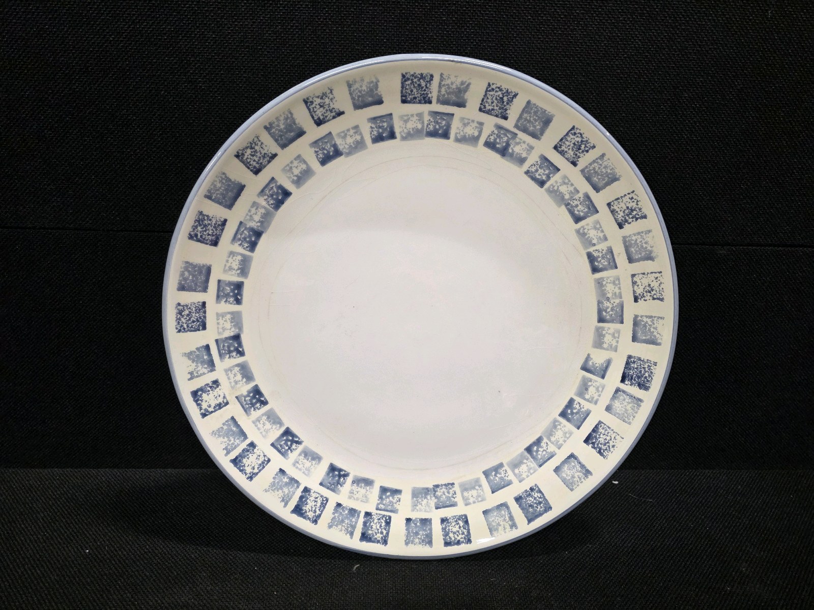 lot 179 image: Large DANSK Plate ( Made in Italy )