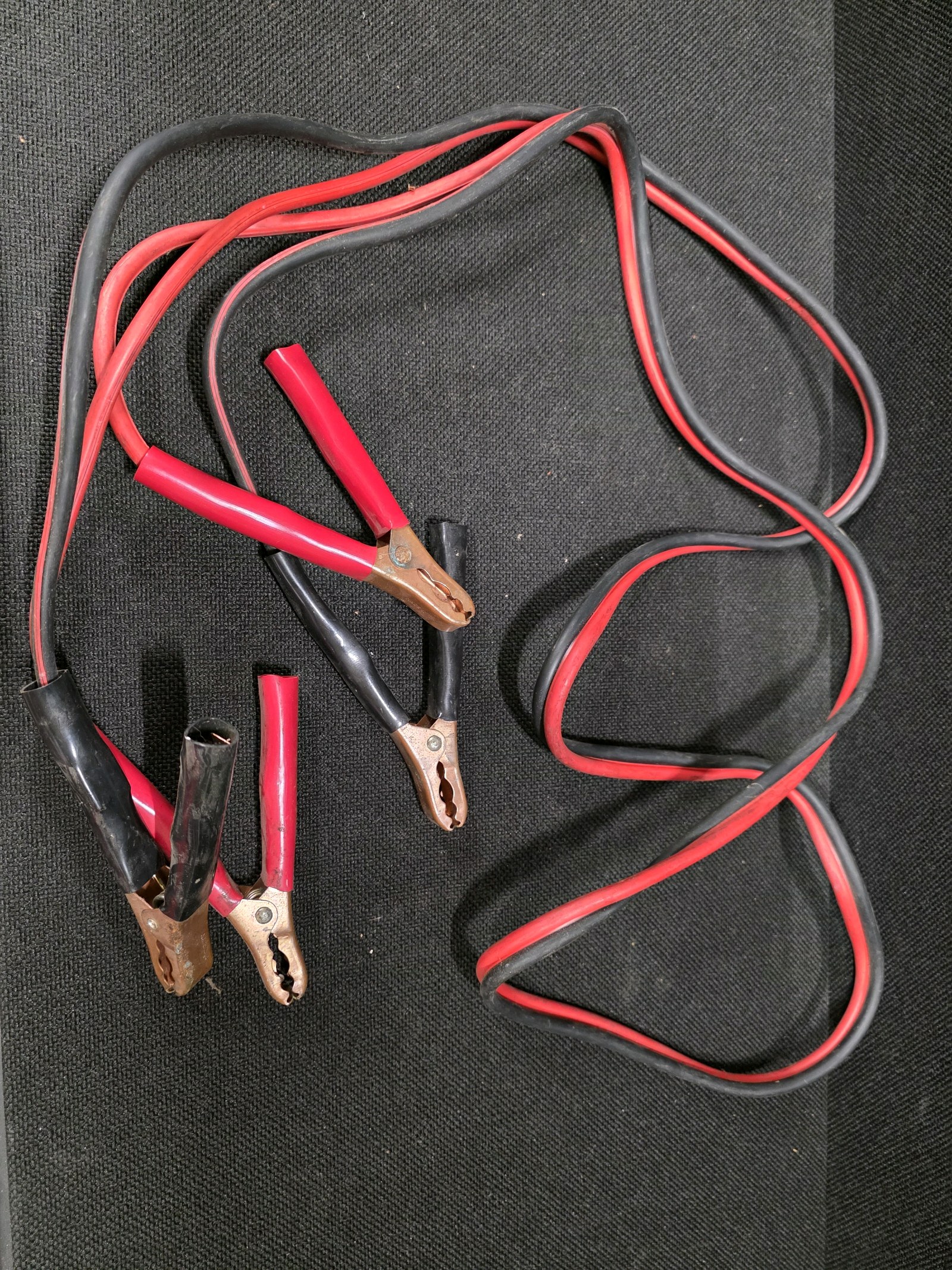 lot 192 image: Vehicle Jumper Cables