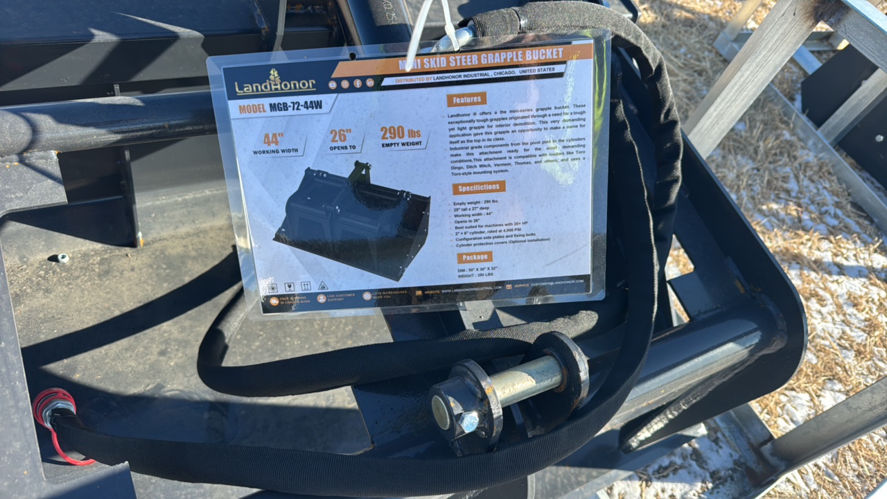 lot 45 image: Mini Skid Steer Grapple BucketLandhonor2025UnusedMGB-72-44W