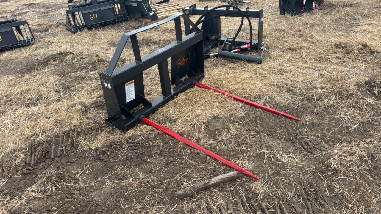 lot 5 image: Skid Steer Bale SpearLandhonor2025UnusedBS-12-2500G