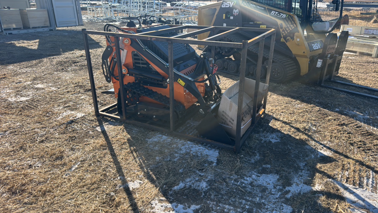 lot 55 image: MINI SKID STEER LOADERLandhonor2025UnusedLDH-HT380Q2