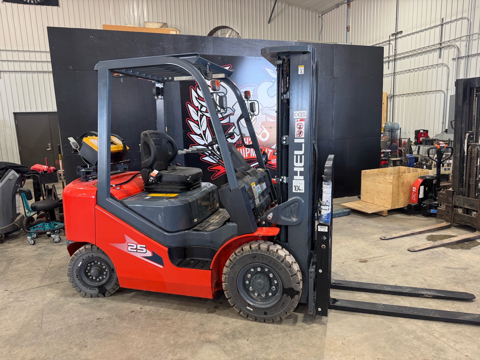 lot 934 image: New Heli 25 Forklift LPGas