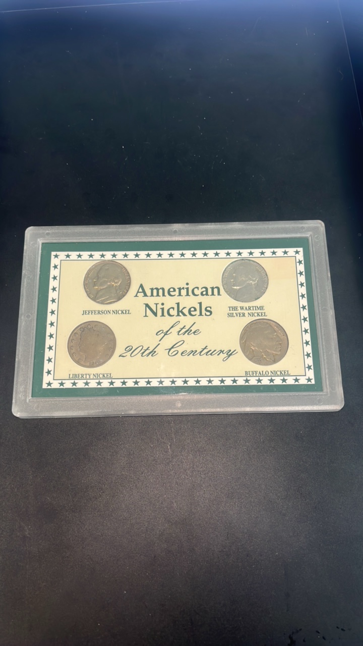 lot 19 image: American Nickels Set, Silver War Nickel