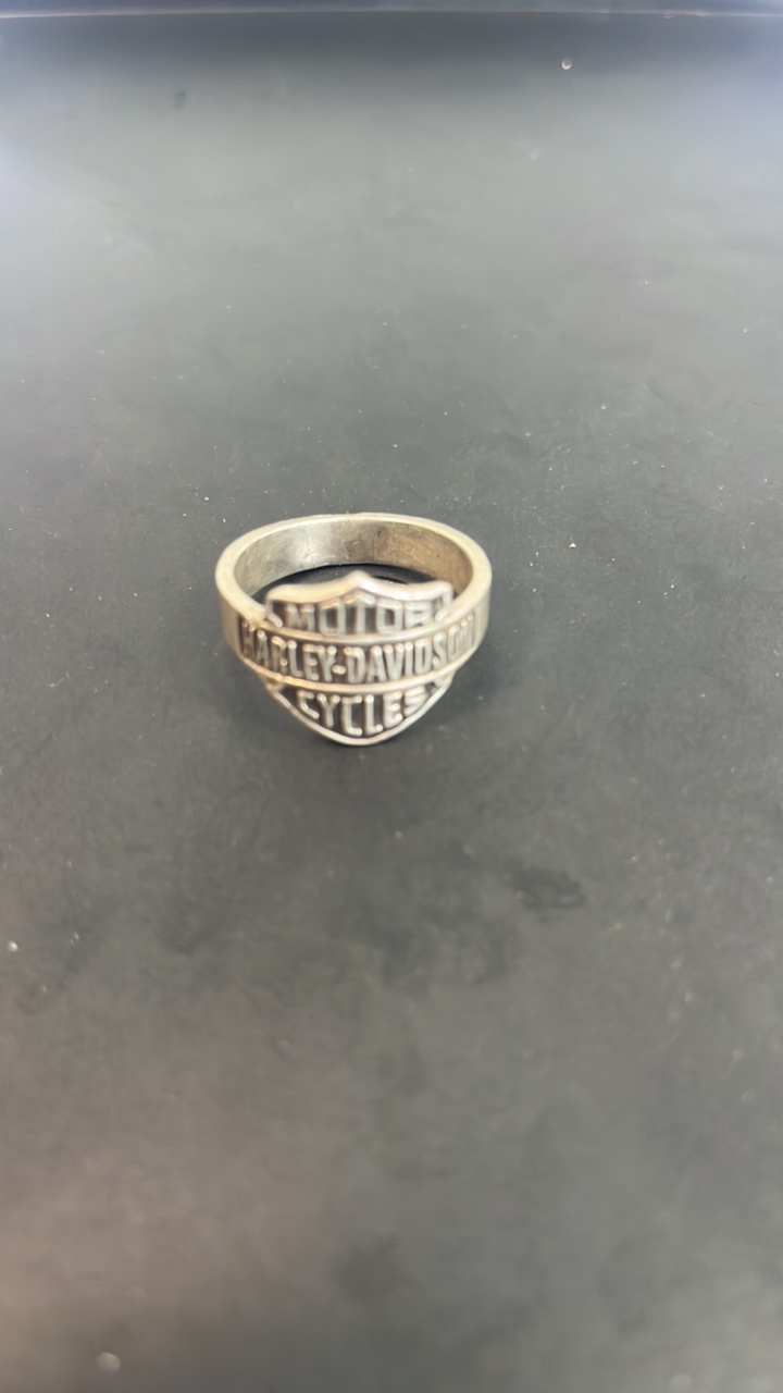 lot 44 image: Sterling Silver Harley Davidson size 13 ring