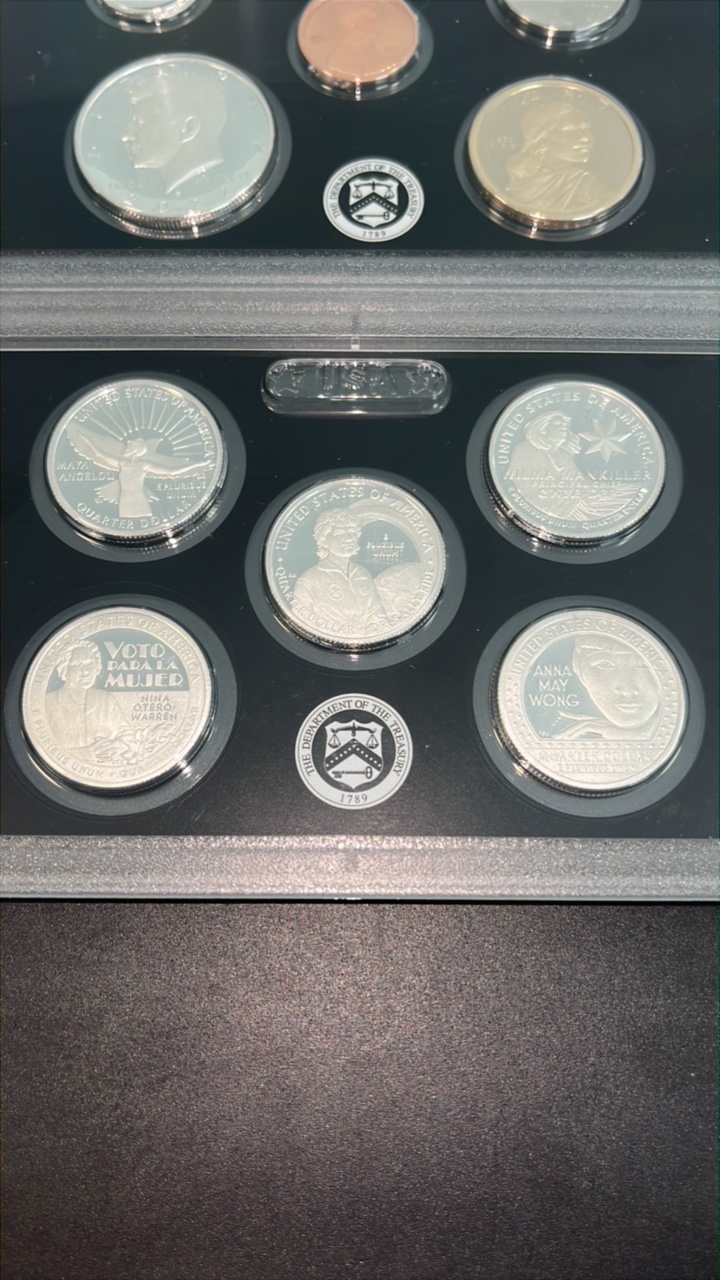 2022 Silver proof set with 999 fine quarters! 90% silver half dollar and dime.
