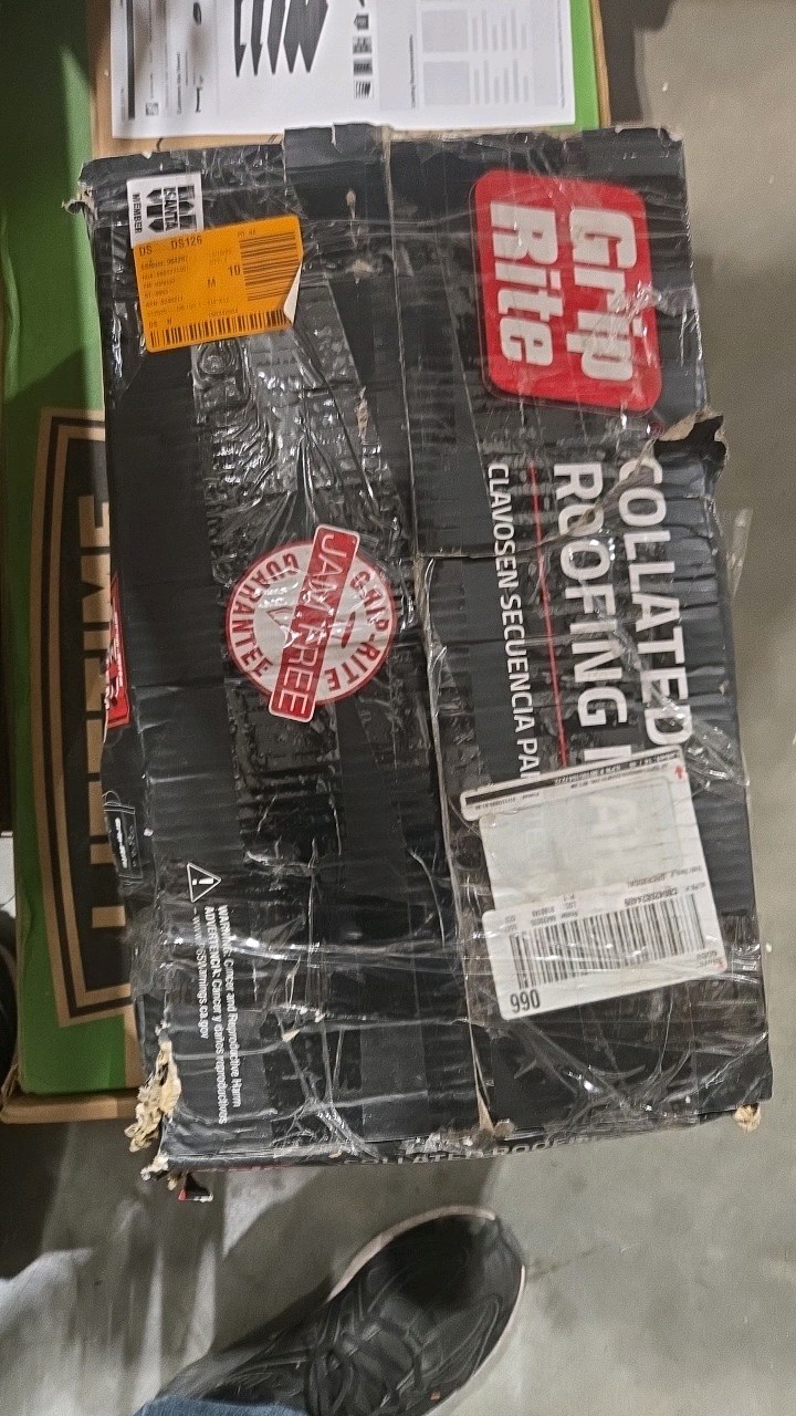 lot 135 image: Grip-Rite 1-14 in. x 0.120-Gauge 15° Smooth Shank Electrogalvanized Wire Collated Coil Roofing Nails 7,200 per Box