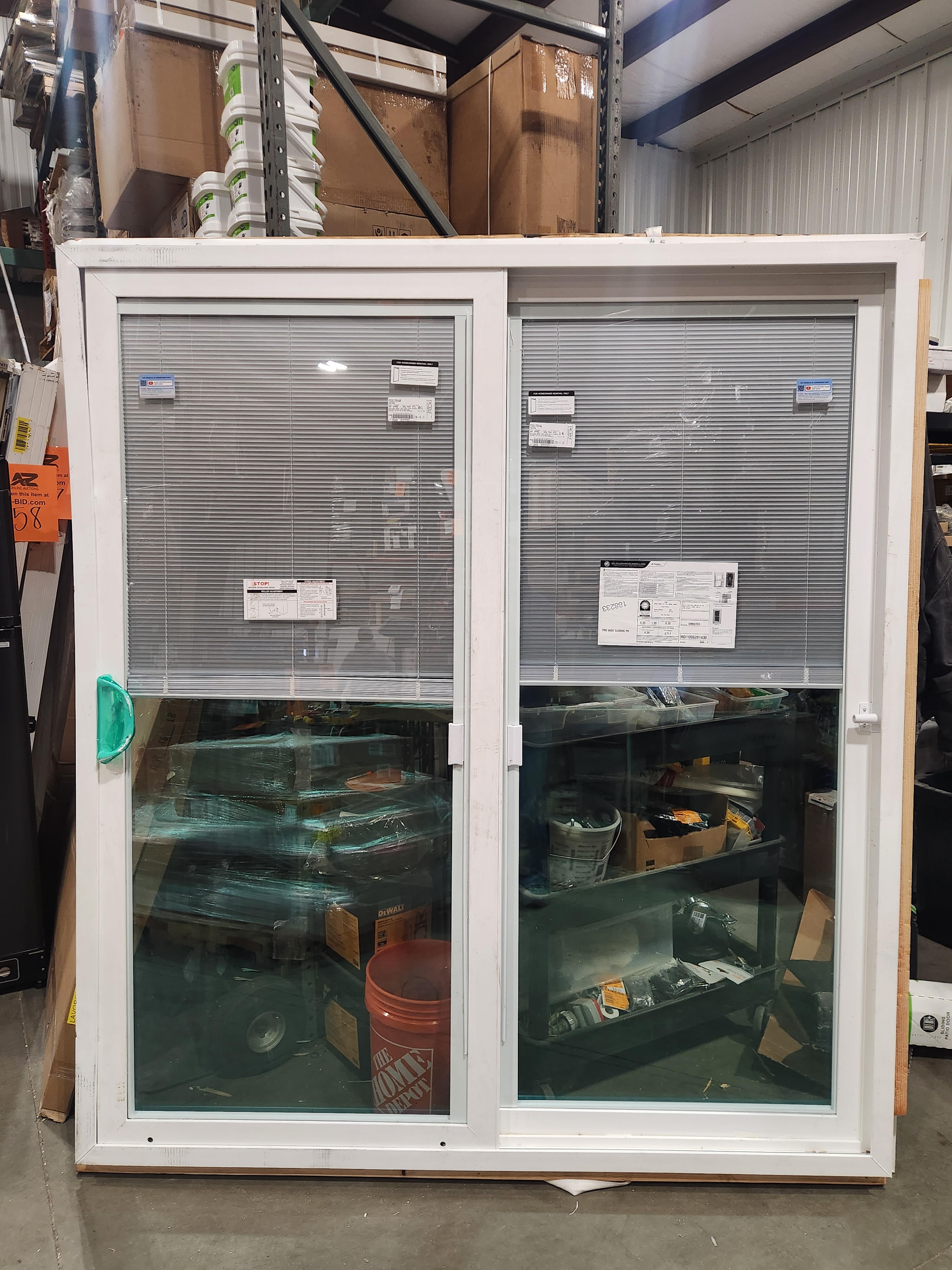 lot 208 image: White Patio Door