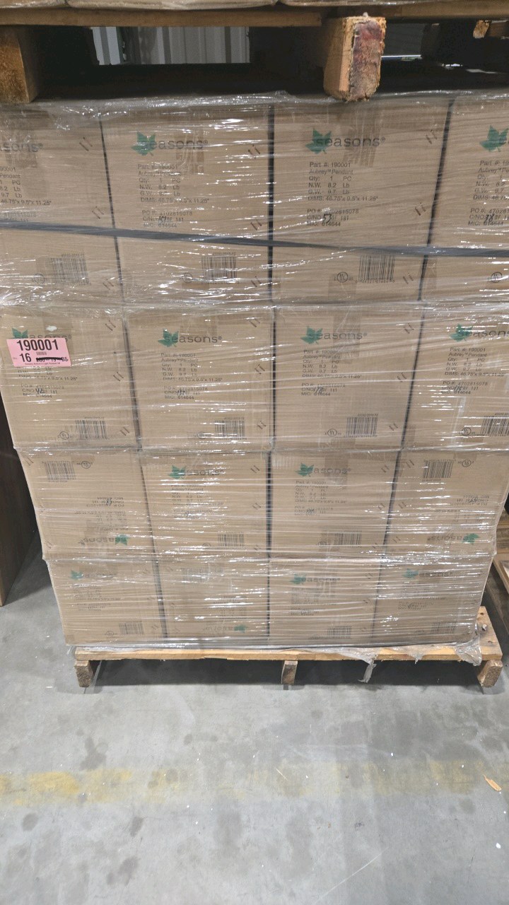 lot 42 image: Pallet Lot fo New Season Aubrey Pendant Lights # 190001