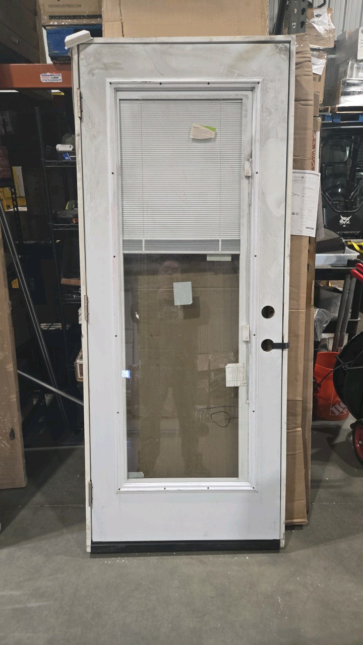 lot 59 image: Masonite 32 in. x 80 in. Full Lite Mini Blind Right-Hand Inswing Painted Steel Prehung Front Exterior Door No Brickmold