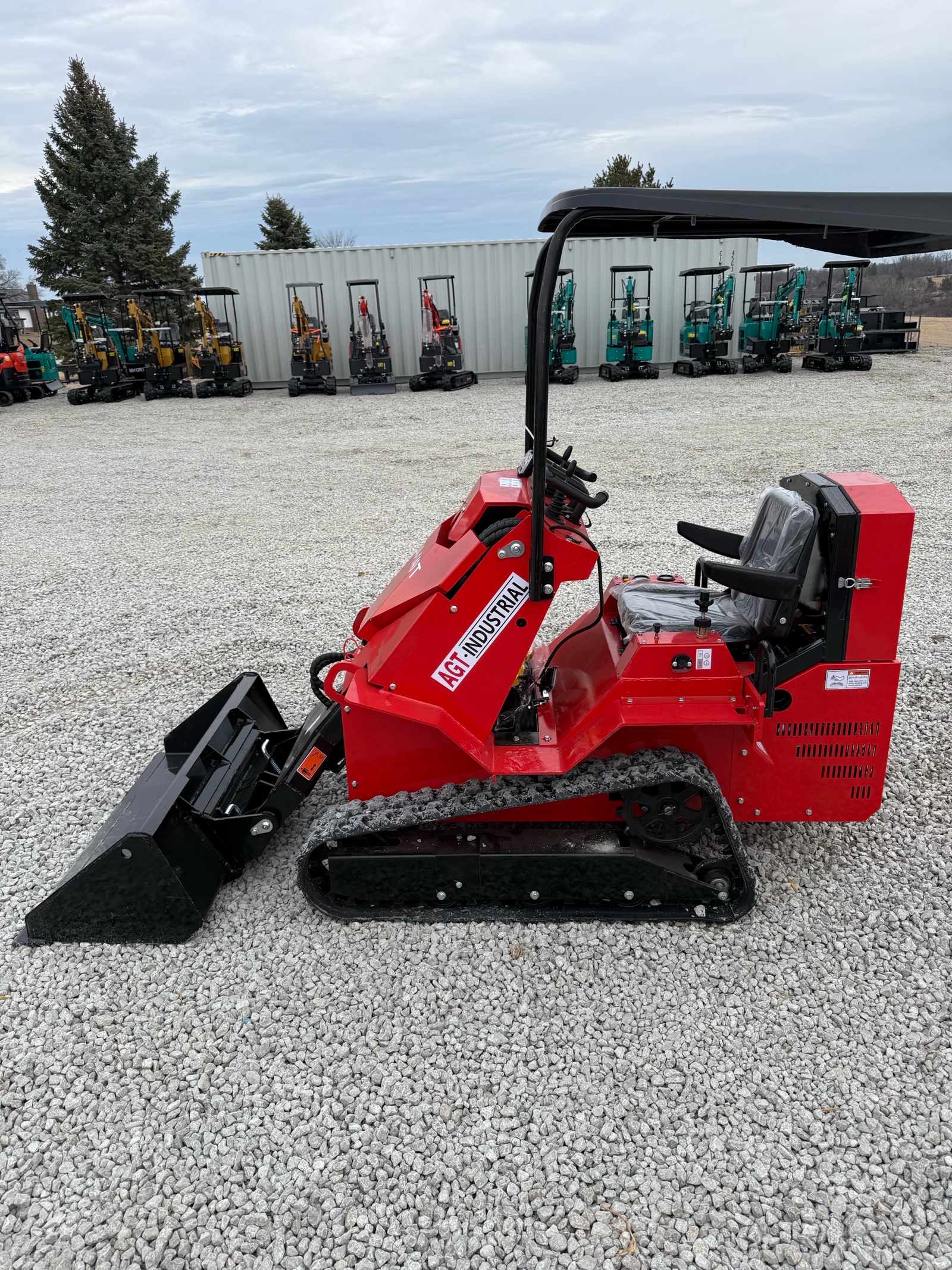 lot 2169 image: SDA-140T Crawler Loader