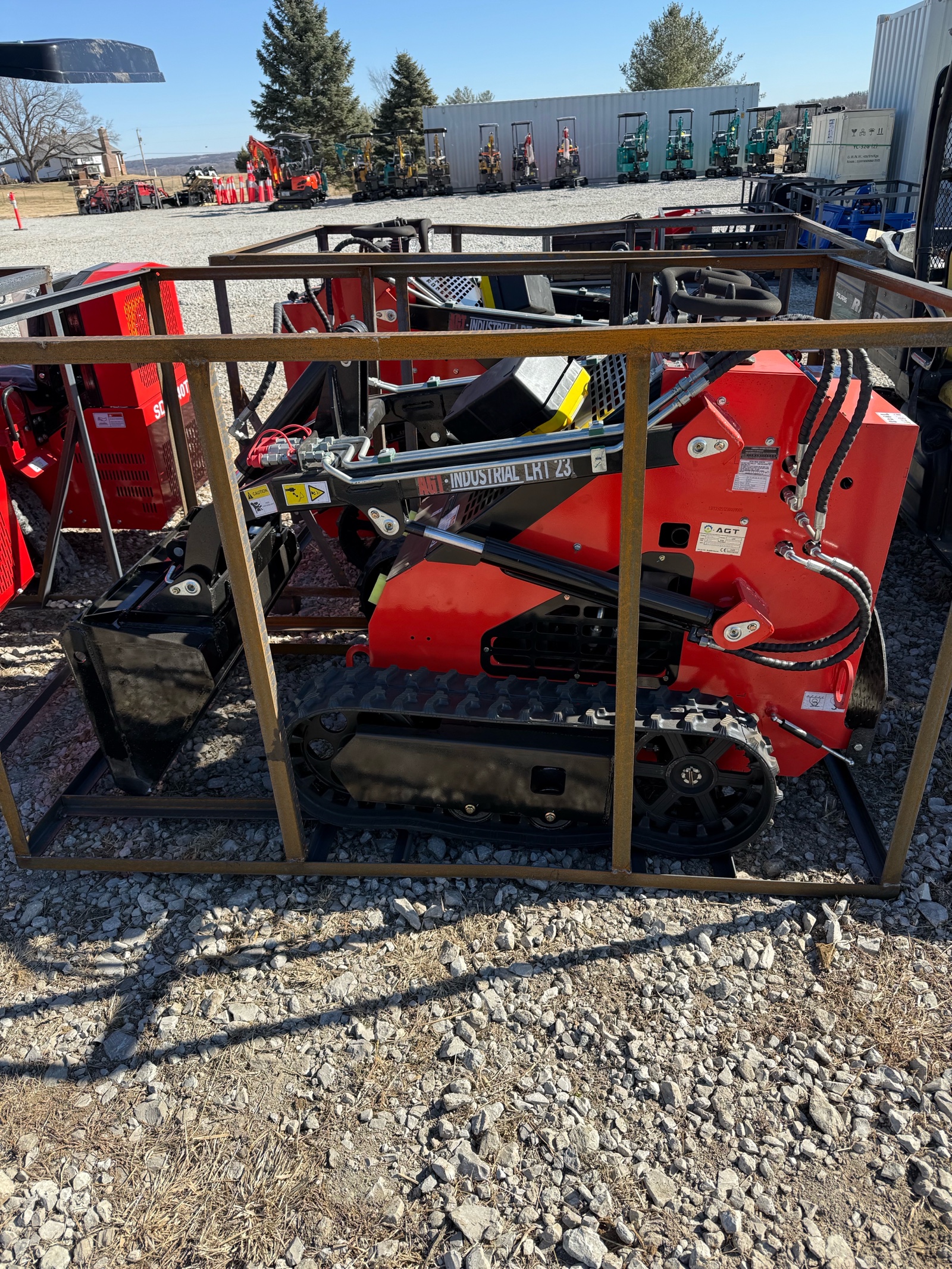 lot 2175 image: LRT23 Skid Steer Loader