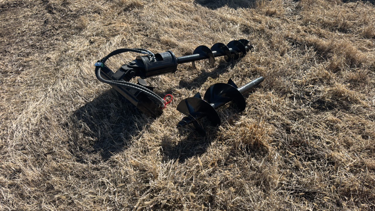 lot 73 image: Mini Skid Digger 20cm &amp 30cm Drill AugerIR2025Unused.&nbsp