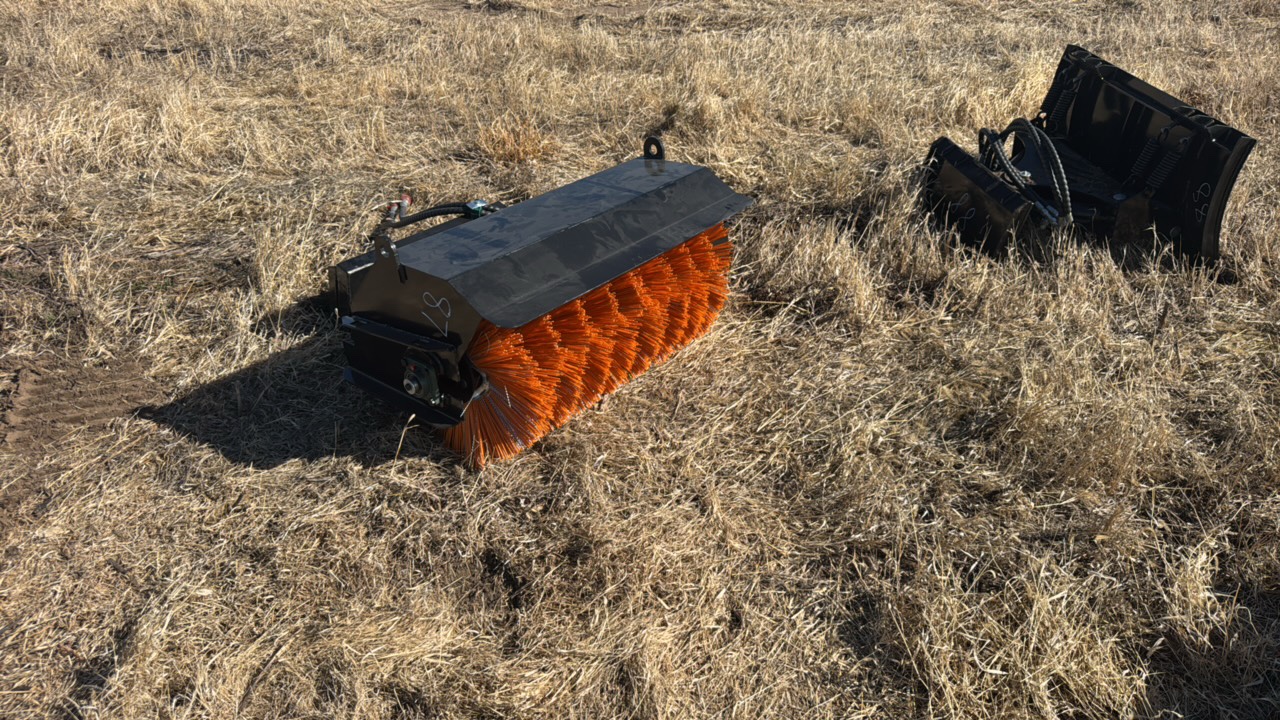 lot 87 image: Mini Skid Angle SweeperIR2025Unused