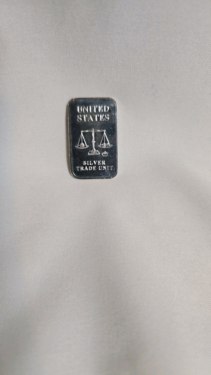 lot 26 image: 5g FINE SILVER BAR