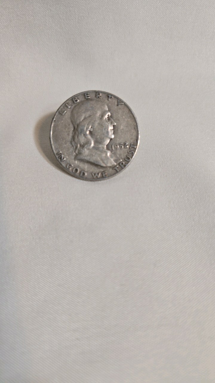 lot 35 image: 1952 FRANKLIN HALF DOLLAR