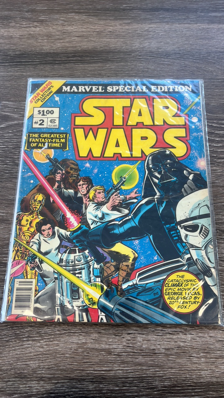 lot 41-1 image: Large Star Wars comic book