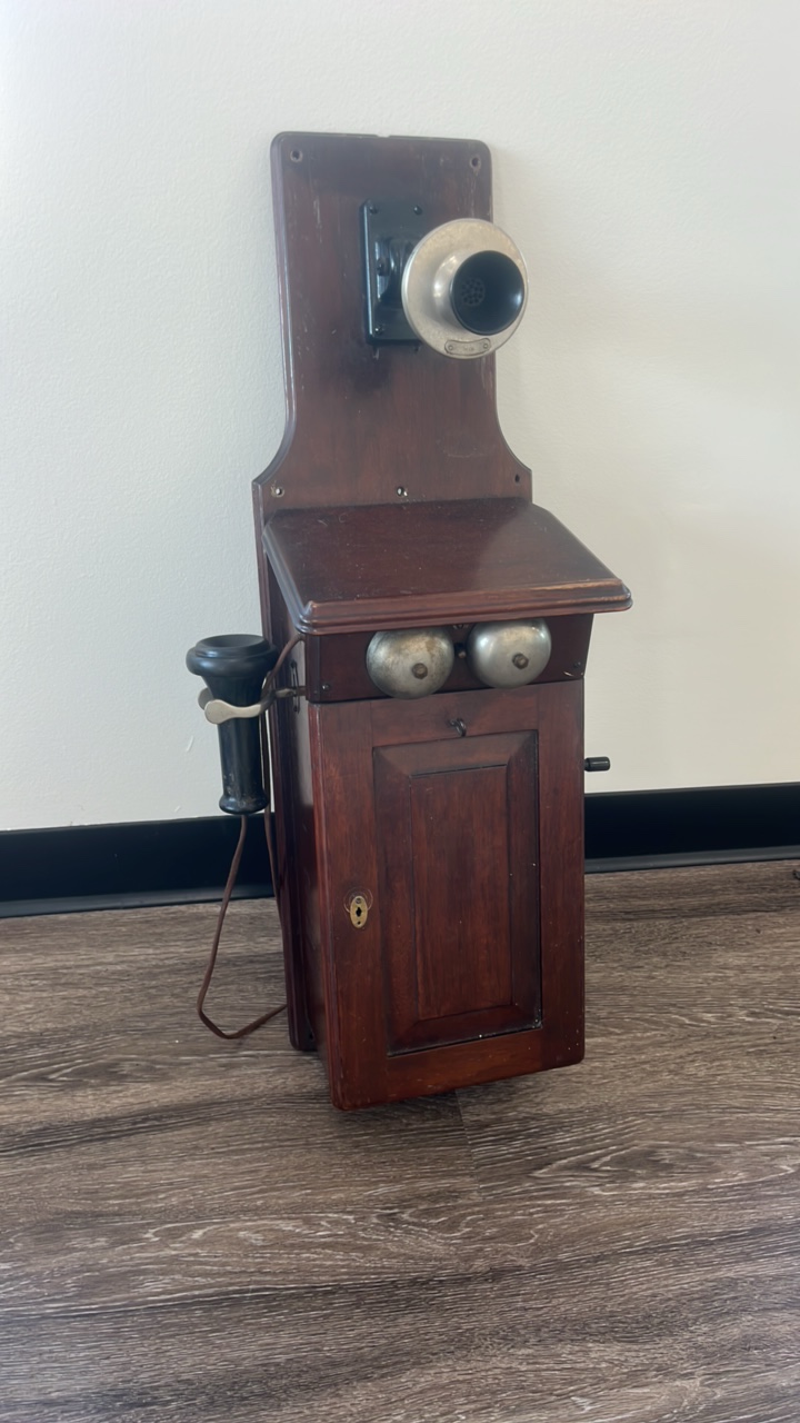 lot 27-1 image: Western Electric late 1800s Wall Phone