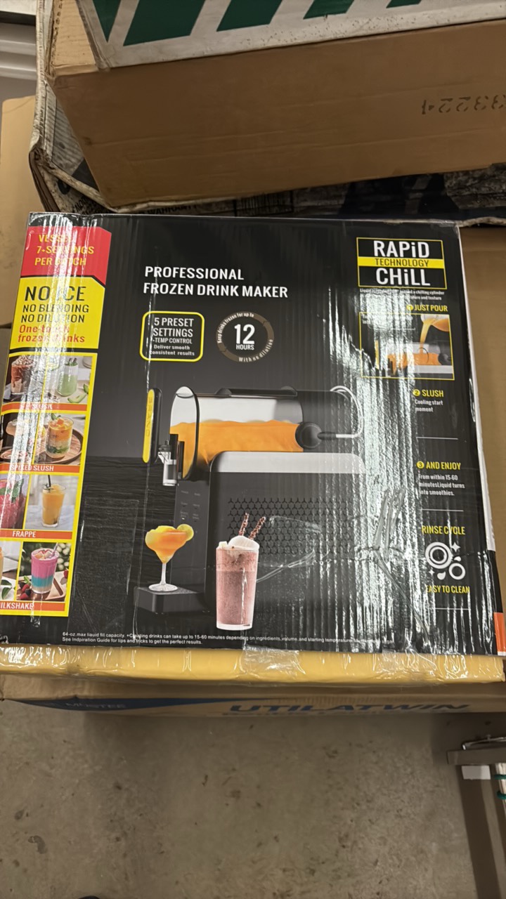 lot 117 image: Slushie and Frozen Drink Machine, No Ice Needed, Noise Reudction With Dust Cover, Six Preset Programs, DIY 8-Speed, Perfect for Ice Cream, Smoothies, Milkshakes, Margaritas and More RETAIL $170.00