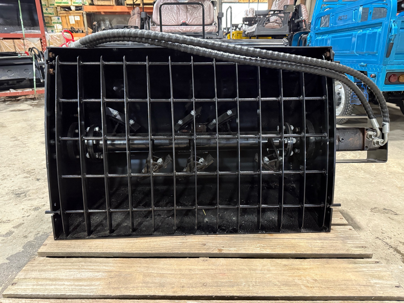 lot 114 image: Mini Skid Steer Mixing Drum