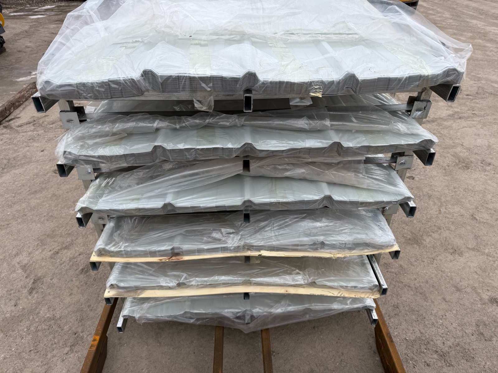 lot 139 image: SDLANCH NEW SDLGCSS GALVANIZED CORRUGATED STEEL SHEET-50pc