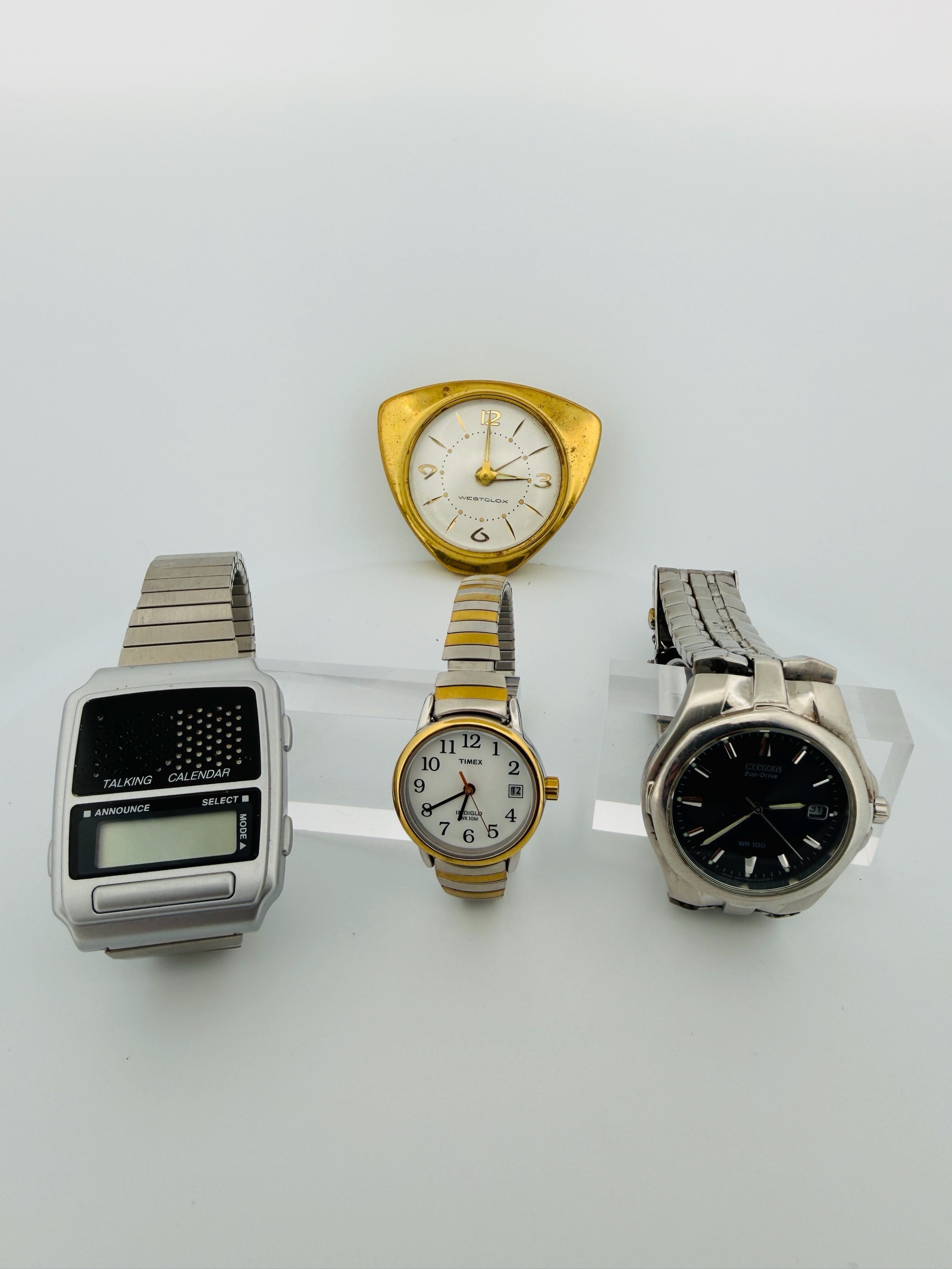 lot 112 image: (4) VINTAGE watch & clocks