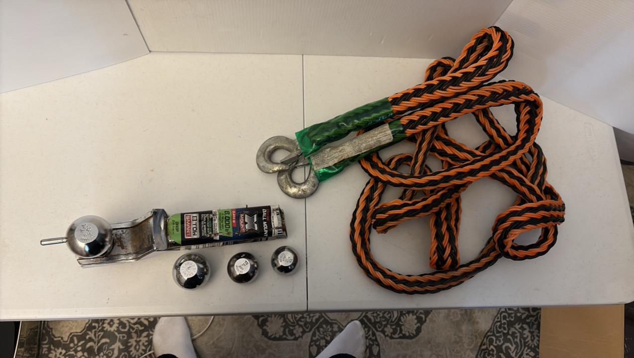 lot 133 image: X MOUNT chrome ball mount & a towing strap