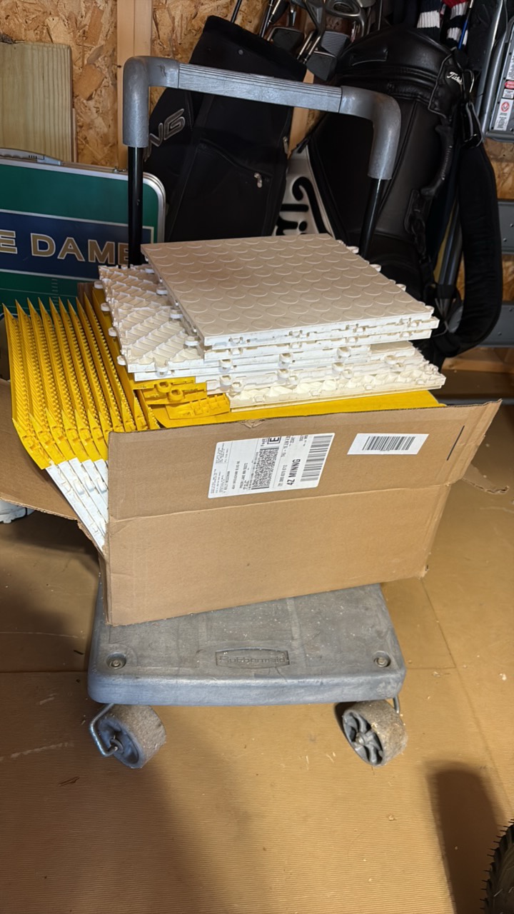 lot 150 image: (52) INTERLOCKING floor tiles