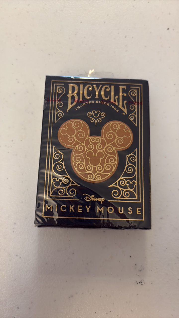 lot 55 image: MICKEY Mouse bicycle deck of cards - NEW